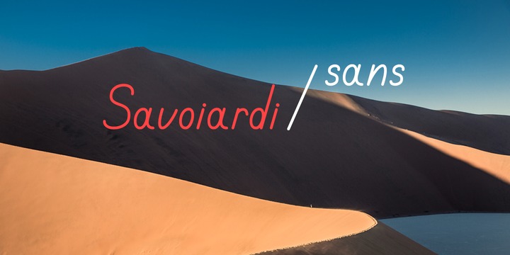 Ejemplo de fuente Savoiardi  displayRegular