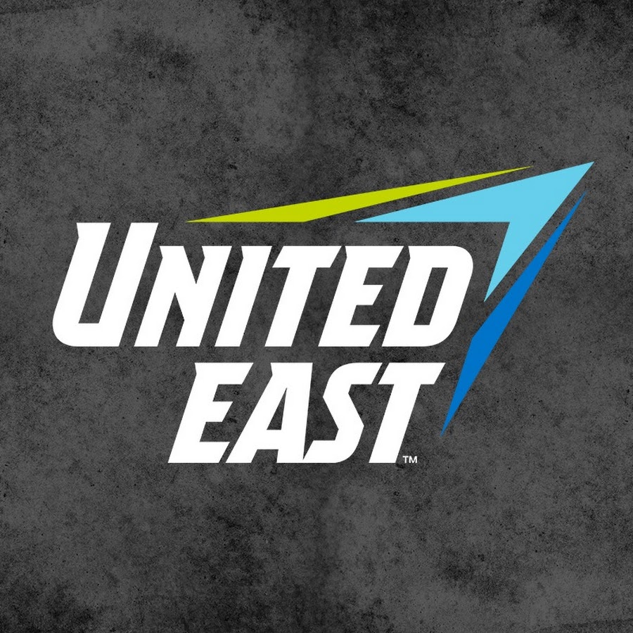 Ejemplo de fuente United East Conference Bold