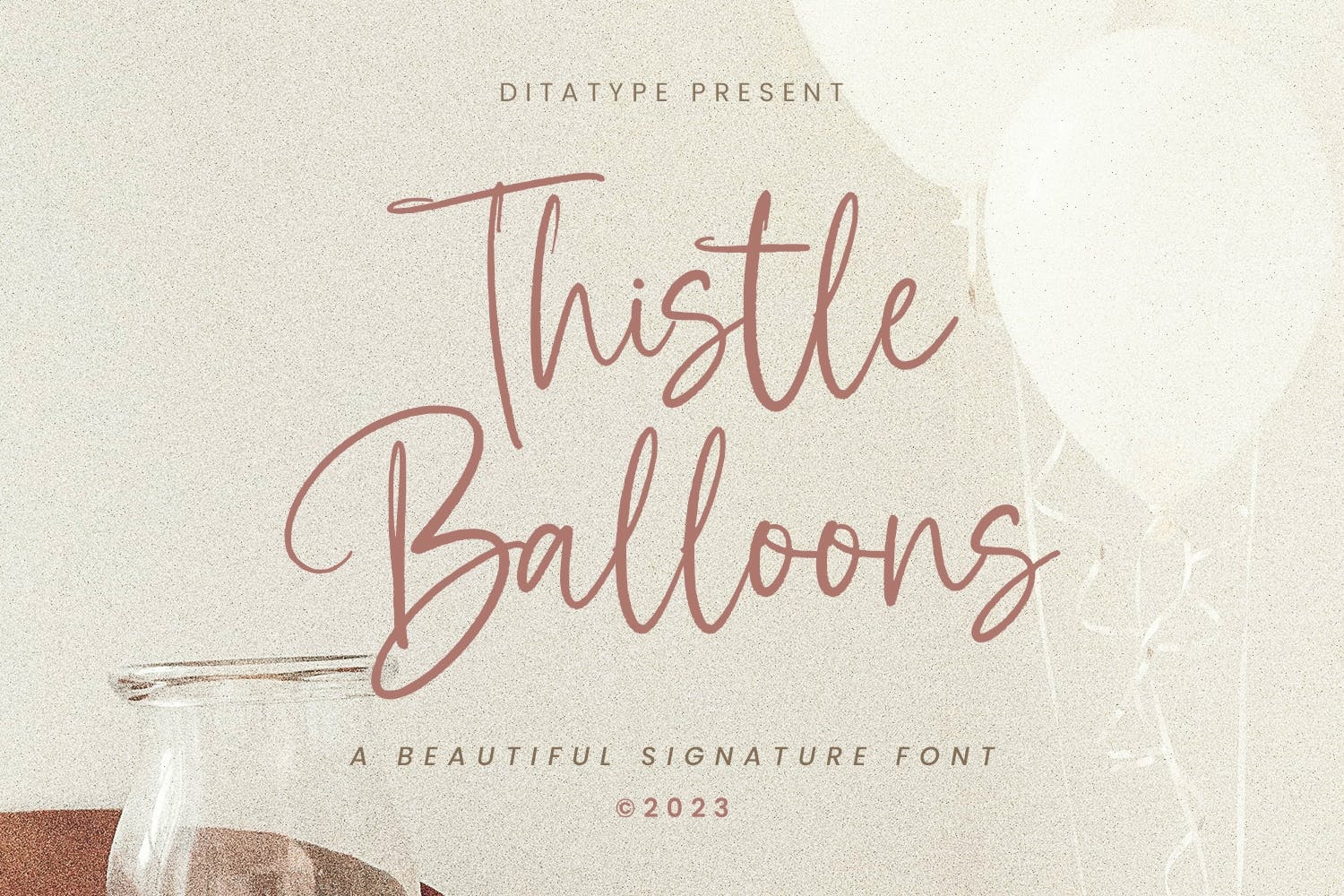 Ejemplo de fuente Thistle Balloons