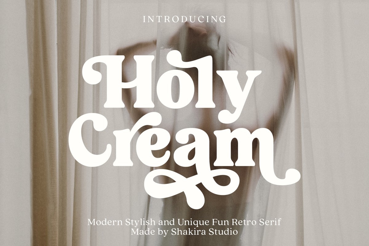 Ejemplo de fuente Holy Cream Regular