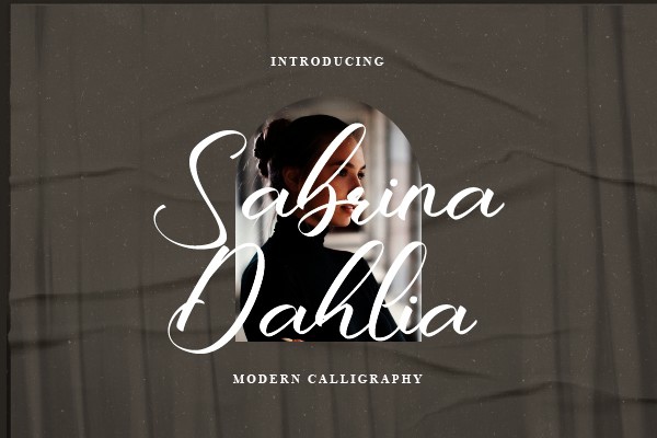 Ejemplo de fuente Sabrina Dahlia Regular
