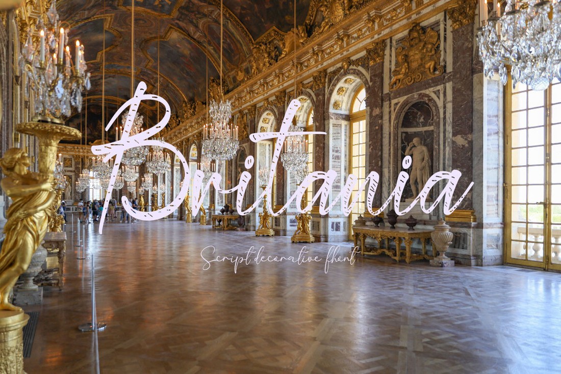 Ejemplo de fuente Britania Script Regular